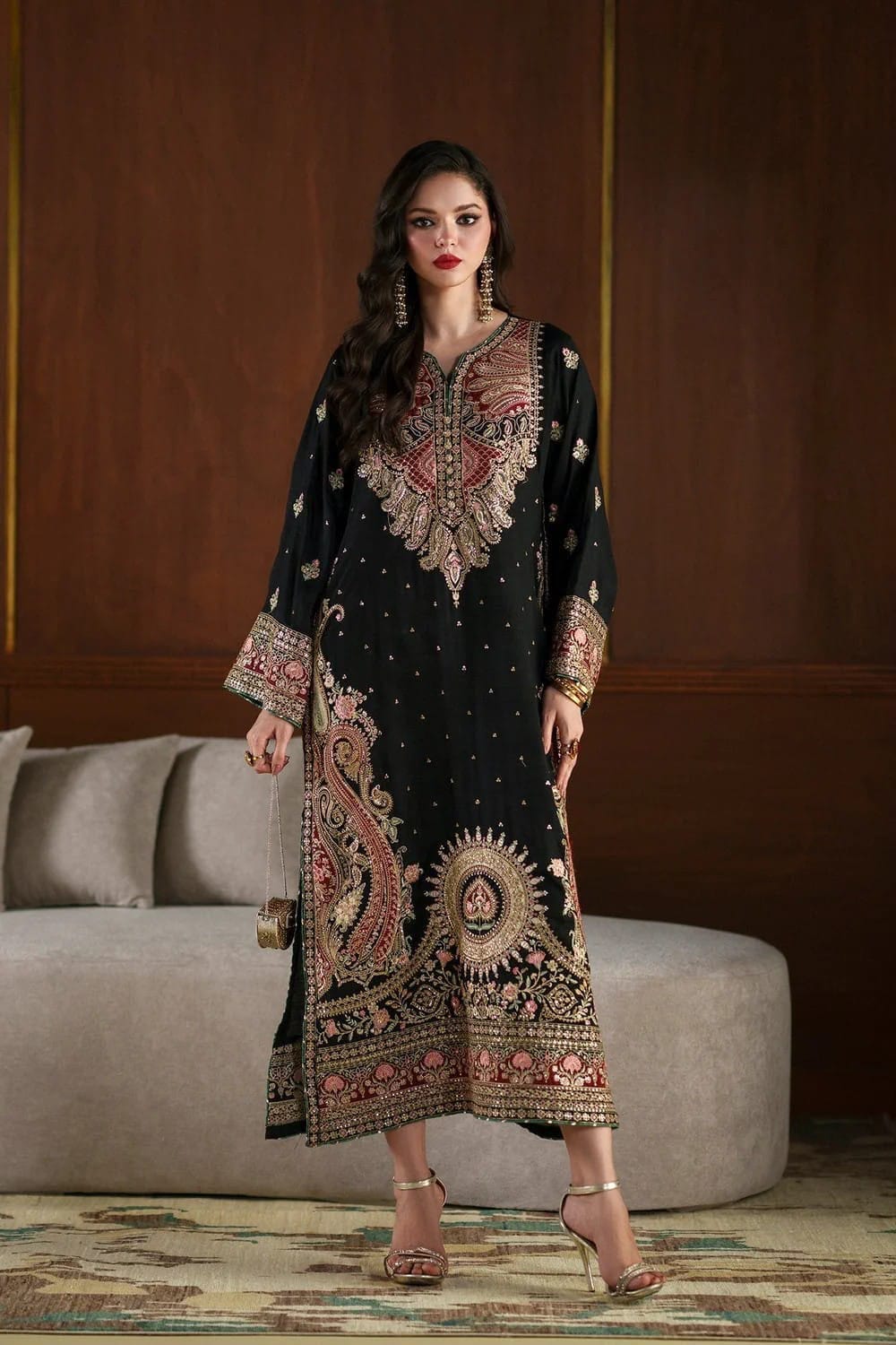 E1098 Kaftan-Style Silk — 3-Piece Unstitched Suit; model styling view 2.