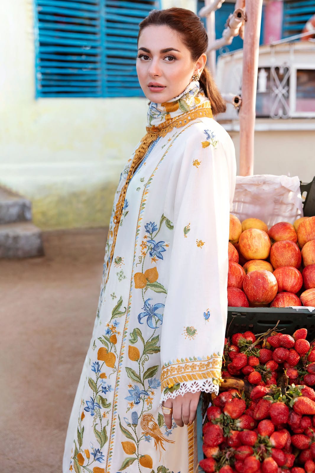 Ivory Botanical Dhanak — 3-Piece Unstitched Suit; supplied design and embroidery detail 1.