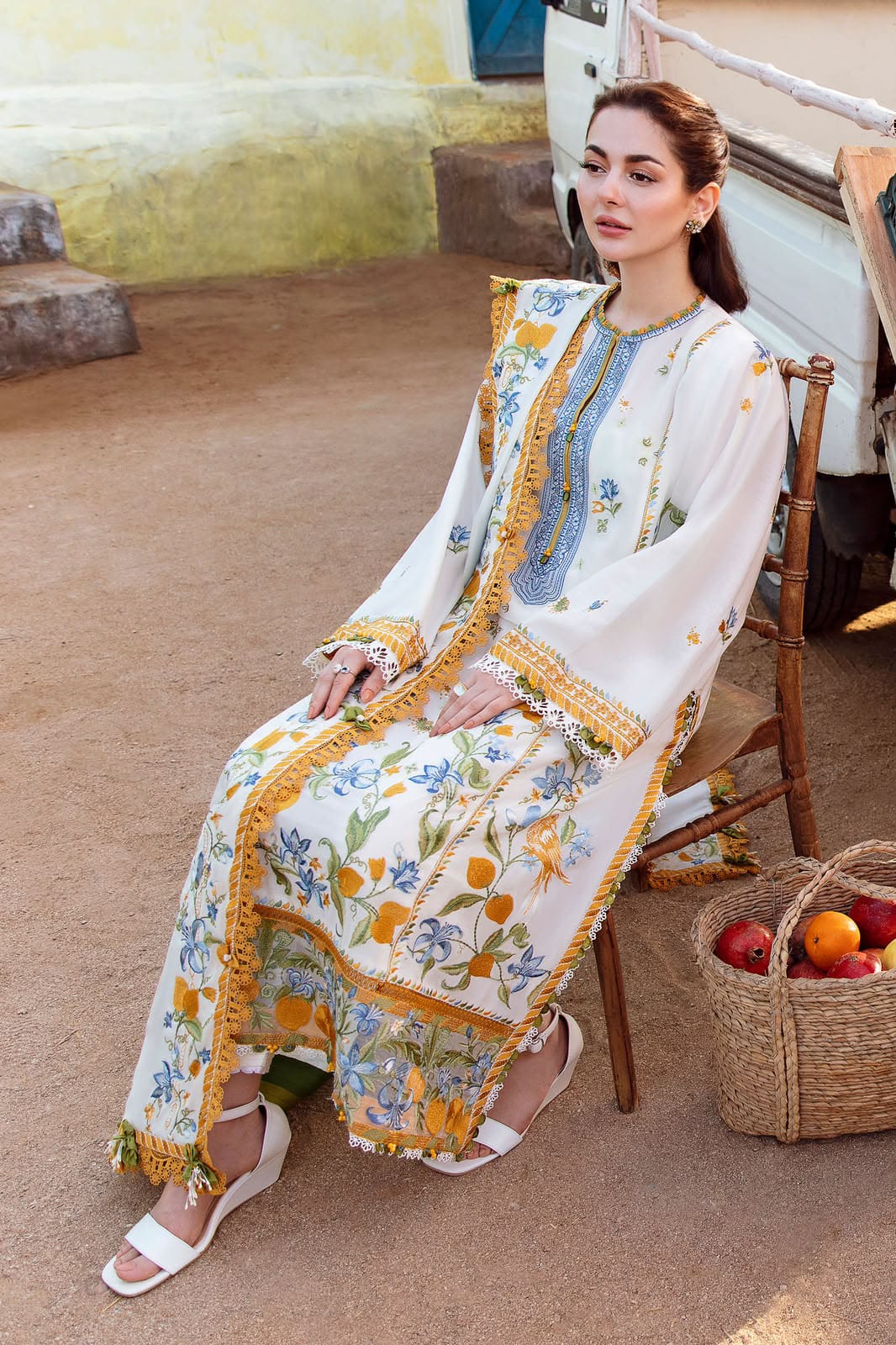 Ivory Botanical Dhanak — 3-Piece Unstitched Suit; supplied design and embroidery detail 2.