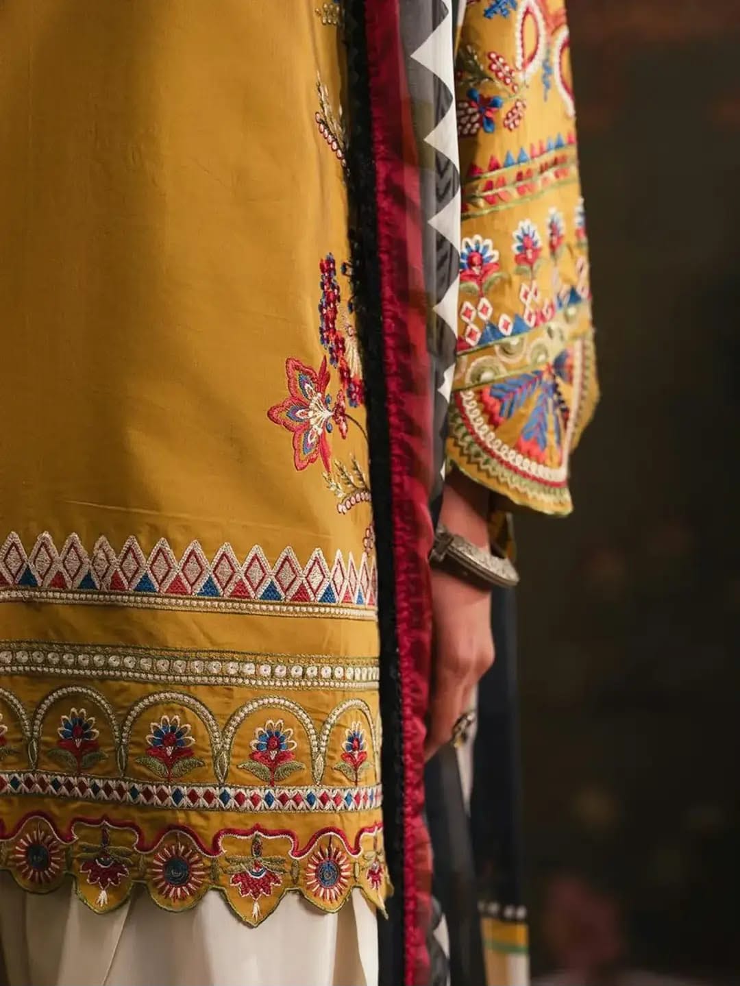 6534 Mustard Dhanak - 3-Piece Unstitched Suit; original photograph 3, supplied unstitched.