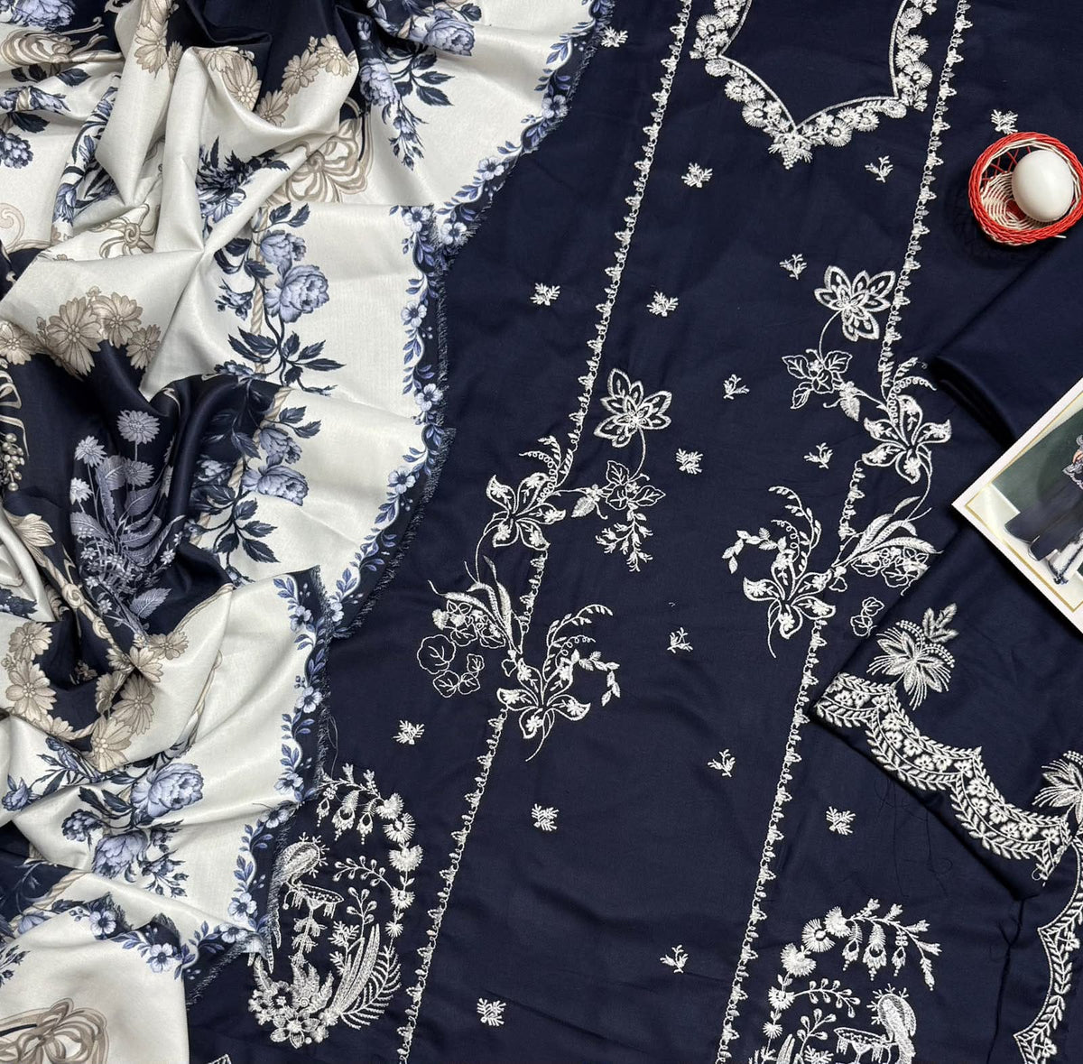 6219 Navy & Ivory Dhanak - 3-Piece Unstitched Suit; original photograph 3, supplied unstitched.