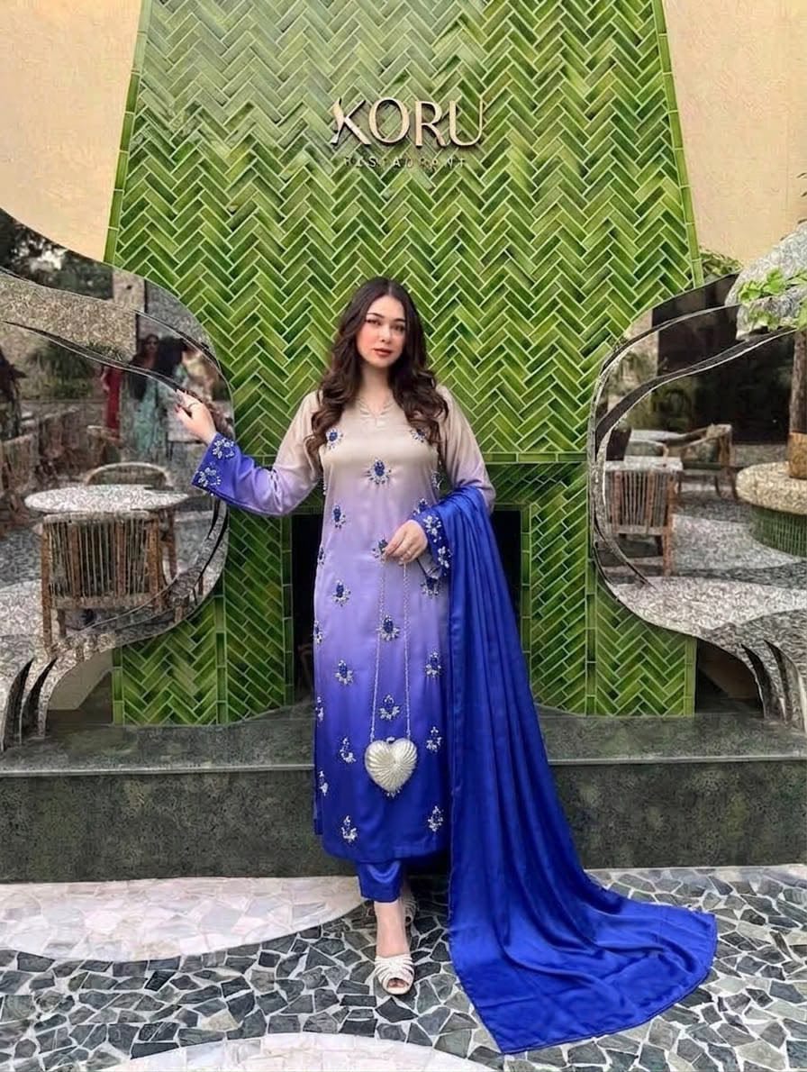 Shamoze silk in periwinkle & royal blue: original front model photograph