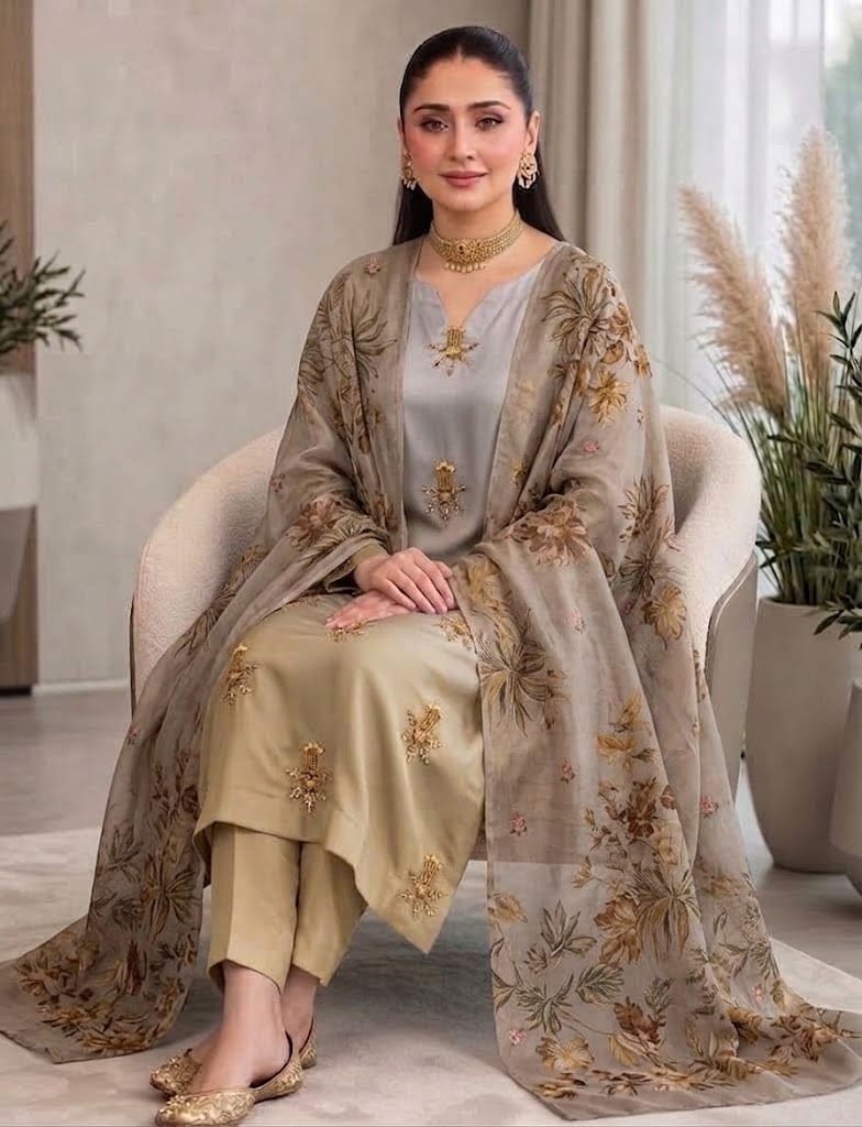 Shamoze silk in stone & champagne floral: original front model photograph